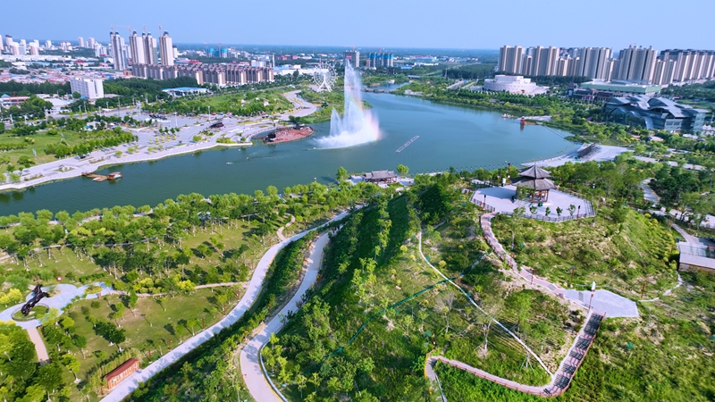 清河县青阳广场.jpg 清河县青阳广场.jpg
